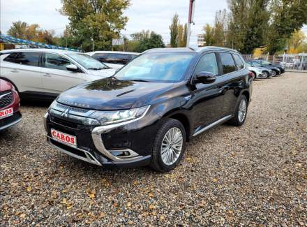Mitsubishi - Outlander
