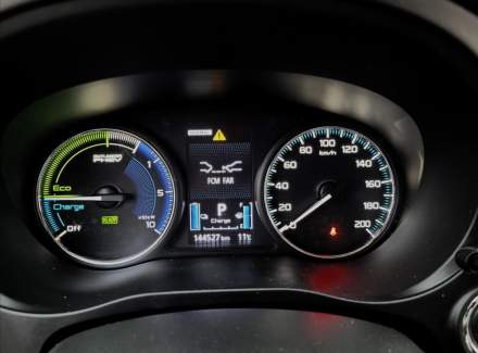 Mitsubishi - Outlander