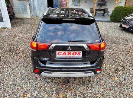Mitsubishi - Outlander