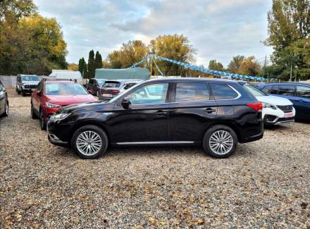 Mitsubishi - Outlander