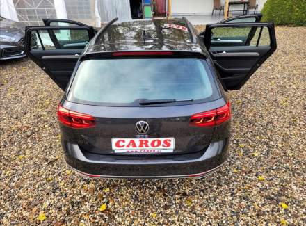 Volkswagen - Passat