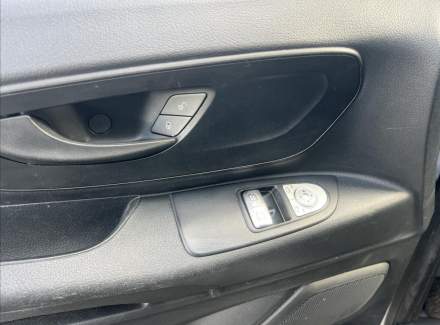 Mercedes-Benz - Vito