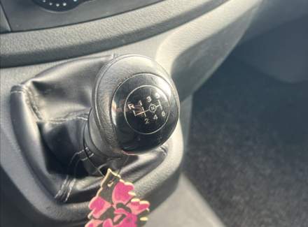 Mercedes-Benz - Vito