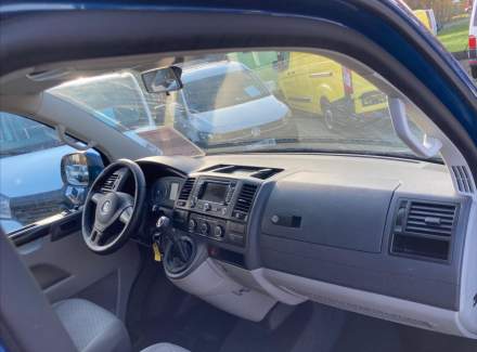 Volkswagen - Caravelle