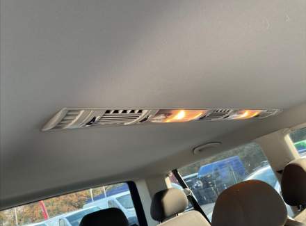 Volkswagen - Caravelle