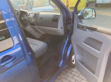 Volkswagen - Caravelle