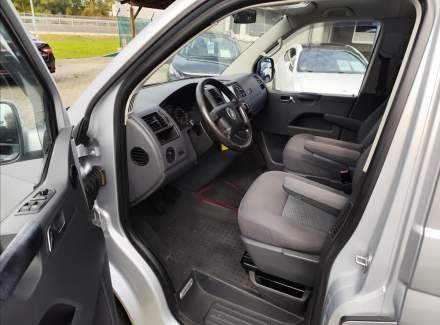 Volkswagen - Caravelle