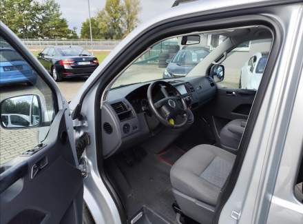 Volkswagen - Caravelle