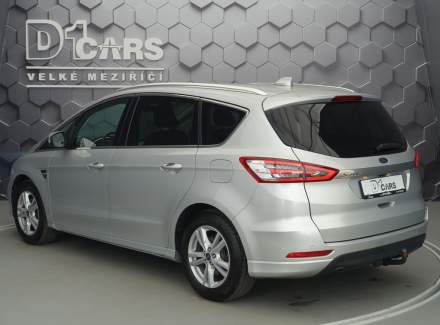 Ford - S-MAX