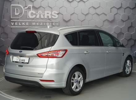 Ford - S-MAX