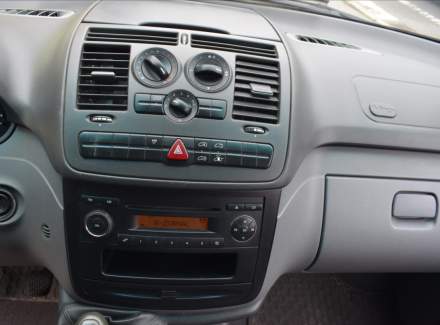 Mercedes-Benz - Vito