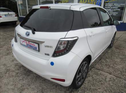 Toyota - Yaris