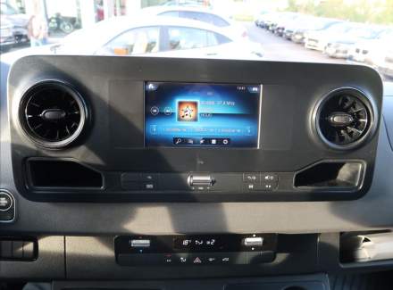 Mercedes-Benz - Sprinter