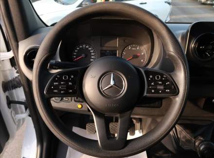 Mercedes-Benz - Sprinter