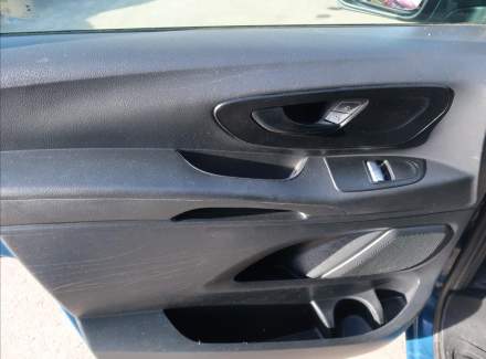 Mercedes-Benz - Vito