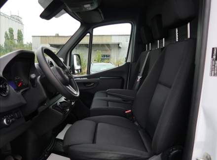 Mercedes-Benz - Sprinter