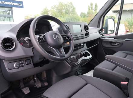 Mercedes-Benz - Sprinter