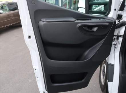 Mercedes-Benz - Sprinter