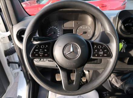 Mercedes-Benz - Sprinter