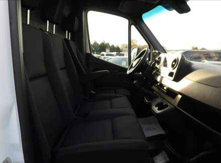 Mercedes-Benz - Sprinter