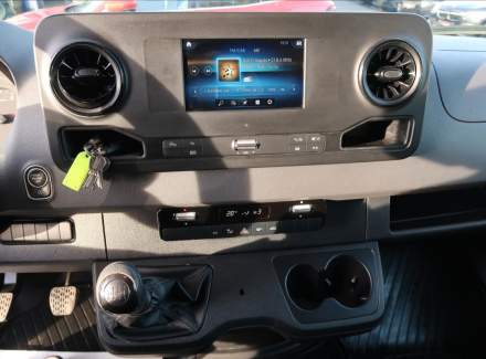 Mercedes-Benz - Sprinter