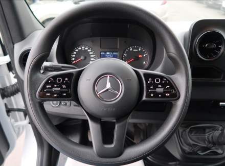 Mercedes-Benz - Sprinter