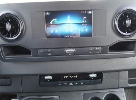 Mercedes-Benz - Sprinter