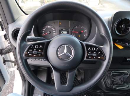 Mercedes-Benz - Sprinter