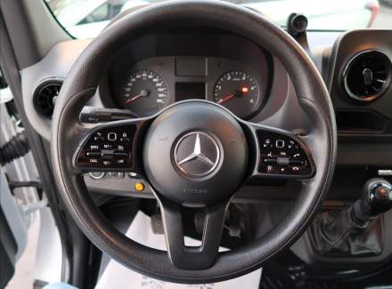 Mercedes-Benz - Sprinter