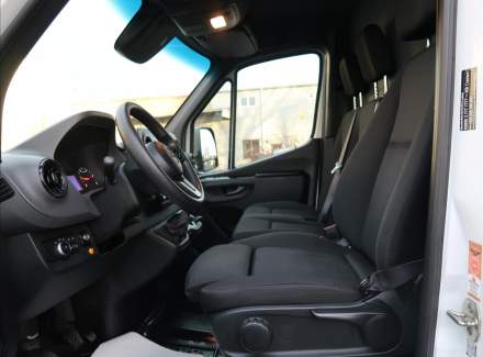 Mercedes-Benz - Sprinter