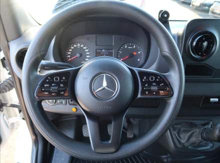 Mercedes-Benz - Sprinter