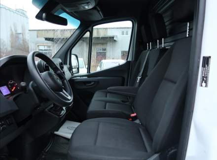 Mercedes-Benz - Sprinter