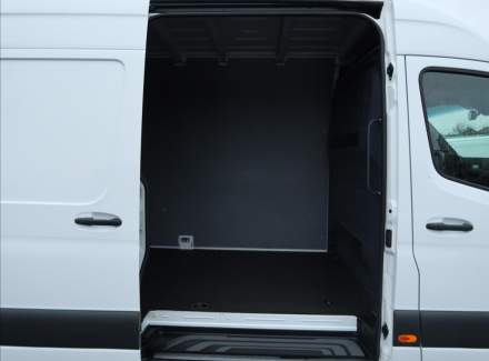 Mercedes-Benz - Sprinter