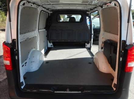 Mercedes-Benz - Vito