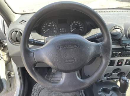 Dacia - Logan
