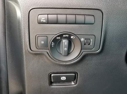 Mercedes-Benz - Vito