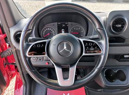 Mercedes-Benz - Sprinter