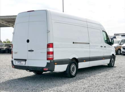 Mercedes-Benz - Sprinter