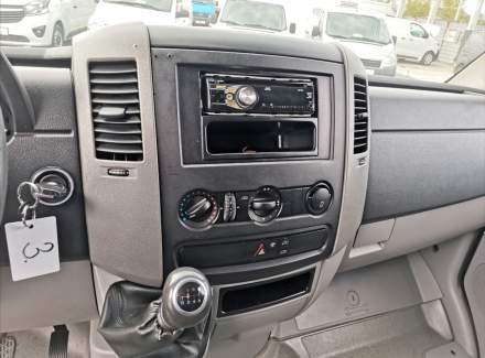 Mercedes-Benz - Sprinter
