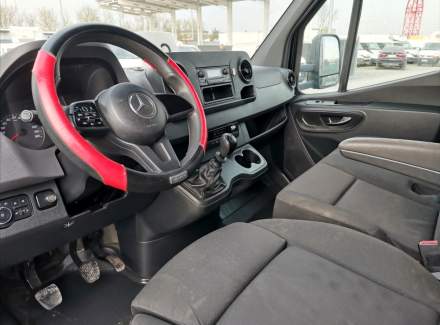 Mercedes-Benz - Sprinter