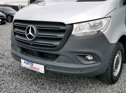 Mercedes-Benz - Sprinter