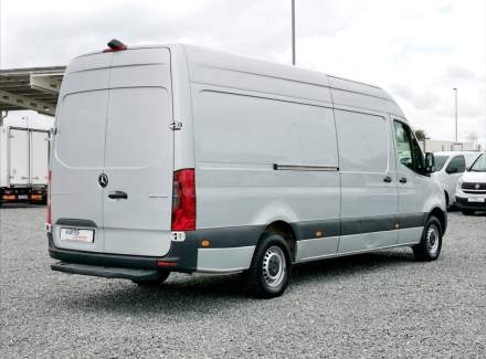 Mercedes-Benz - Sprinter