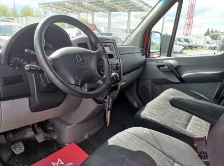 Mercedes-Benz - Sprinter