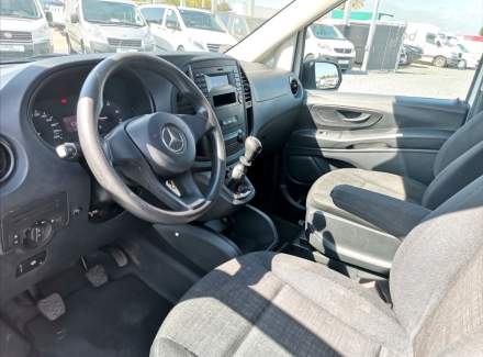 Mercedes-Benz - Vito