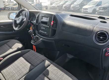 Mercedes-Benz - Vito