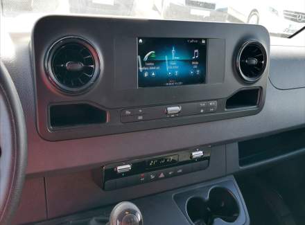 Mercedes-Benz - Sprinter