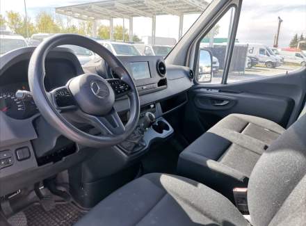 Mercedes-Benz - Sprinter