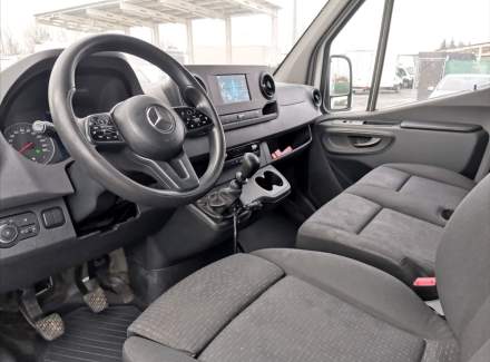 Mercedes-Benz - Sprinter