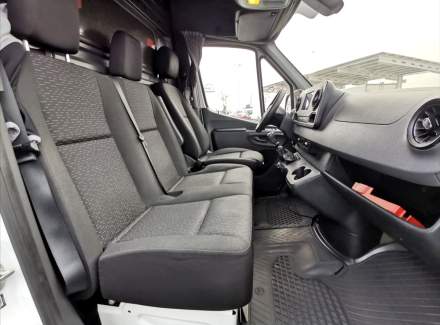 Mercedes-Benz - Sprinter