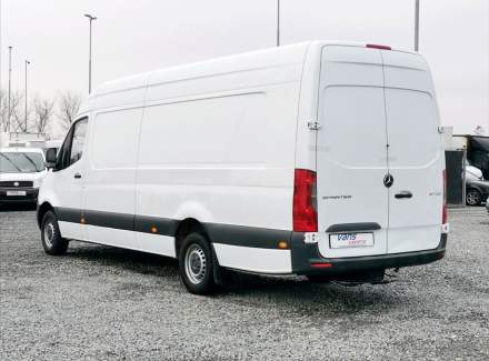 Mercedes-Benz - Sprinter